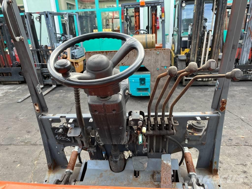 Toyota 5FBF25    V-4201 Sähkötrukit