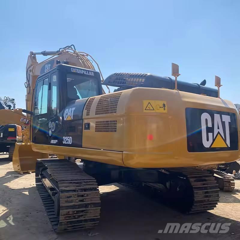 CAT 325 D Telakaivukoneet