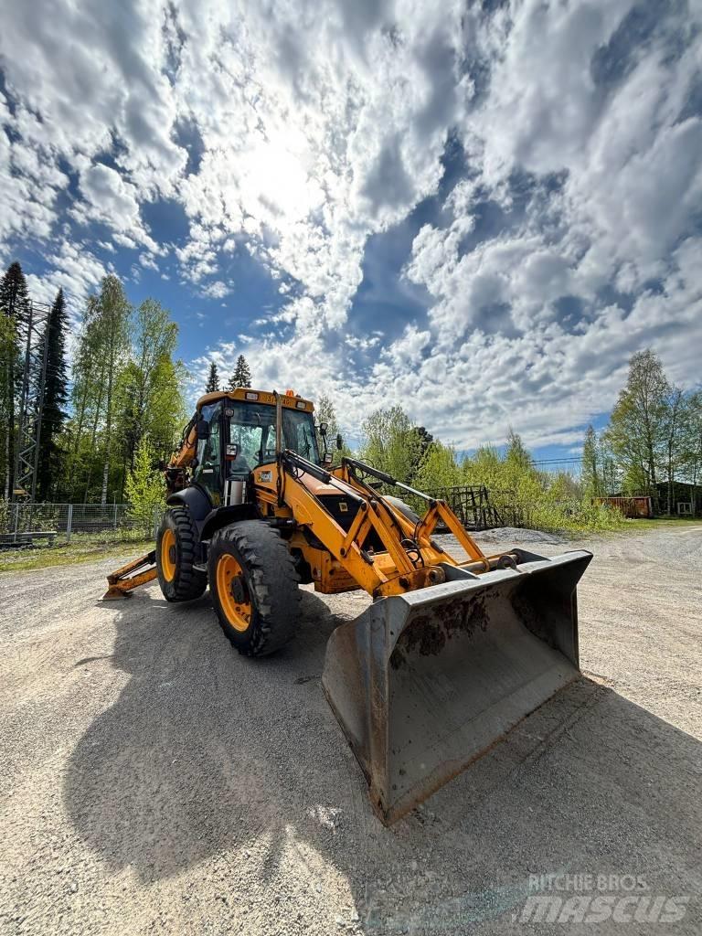 JCB 4 CX Kaivurikuormaajat