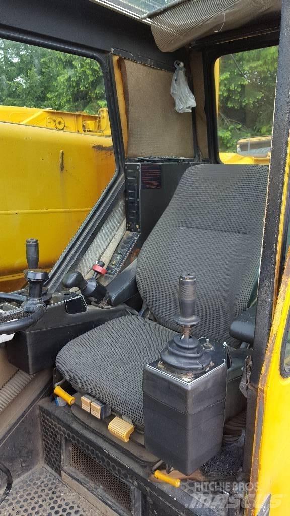 Demag AC 40-1 City Mobiilinosturit