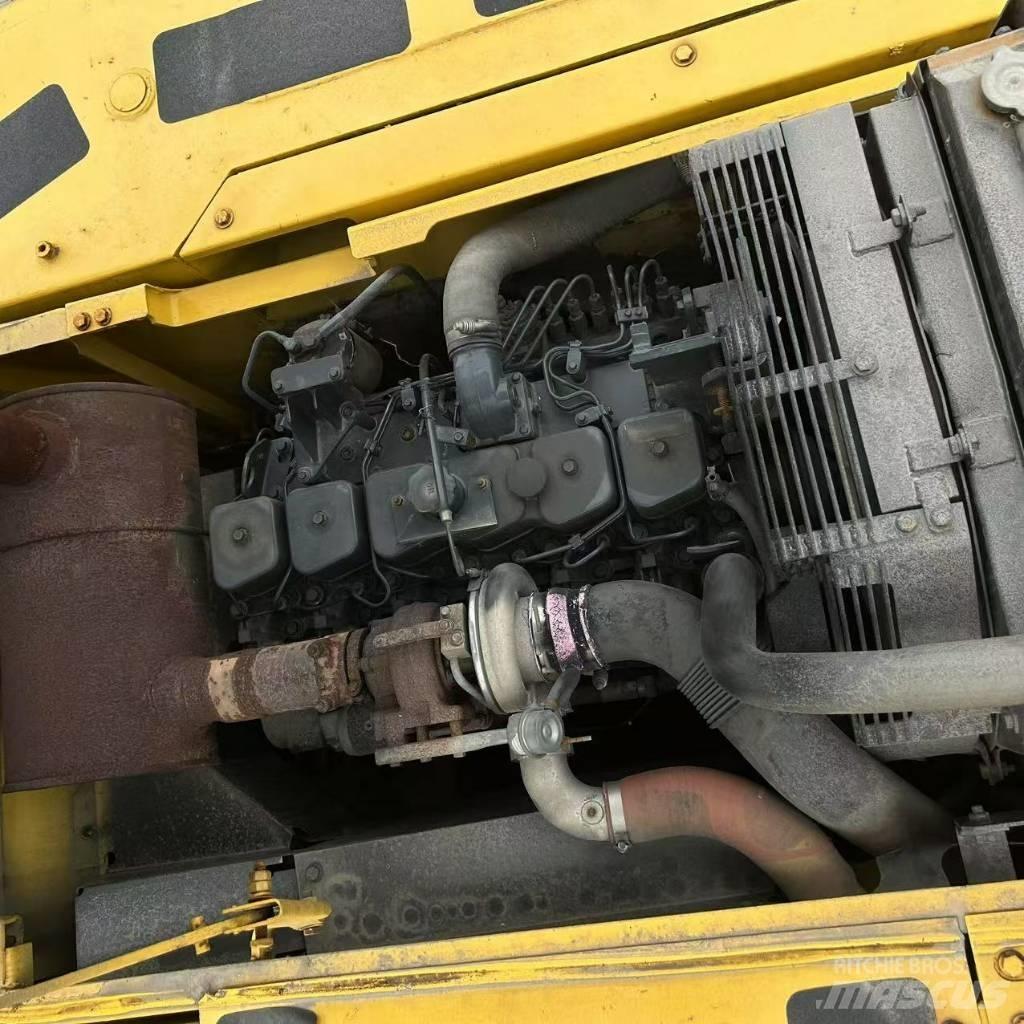 Komatsu 220-7 Telakaivukoneet
