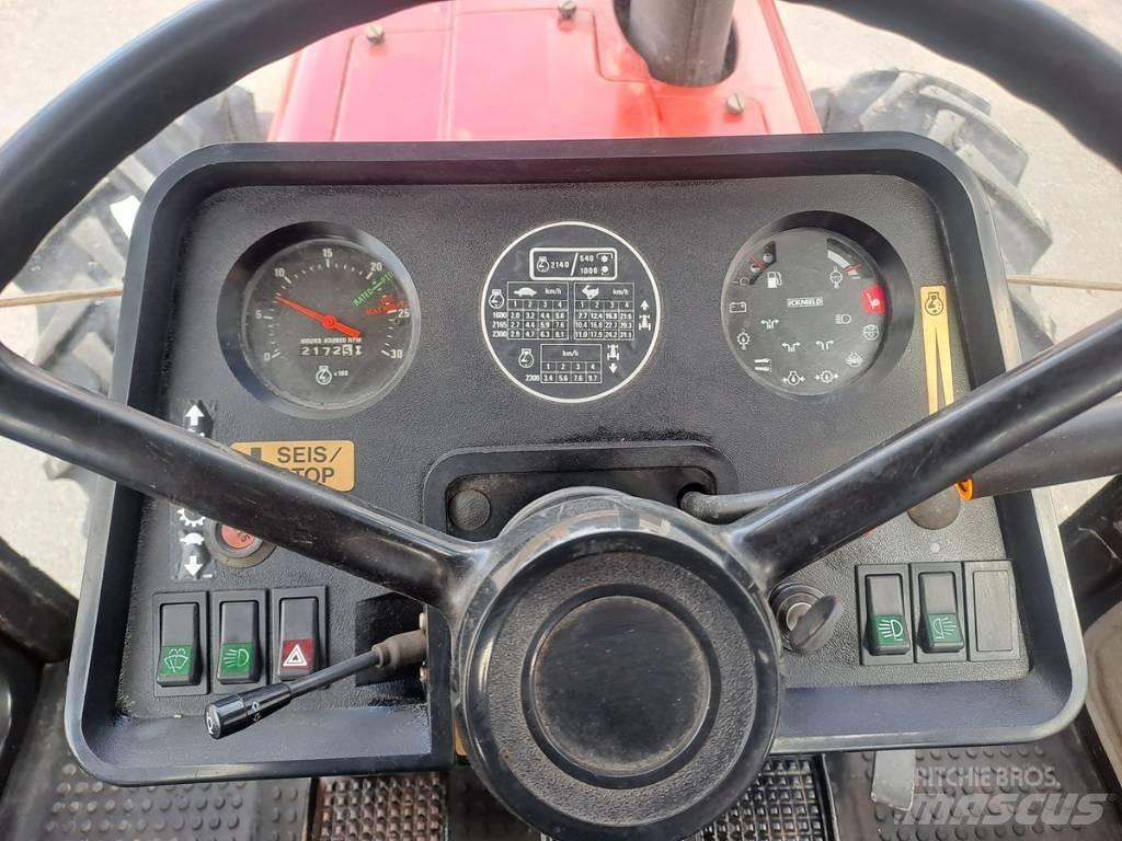 Case IH 685 XL Traktorit