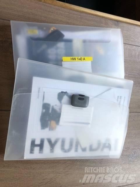 Hyundai HW 140 A Pyöräkaivukoneet