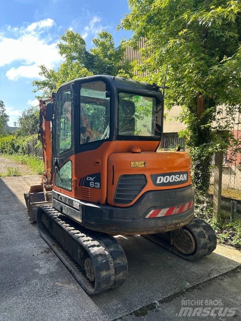 Doosan DX 63-3 Minikaivukoneet < 7t