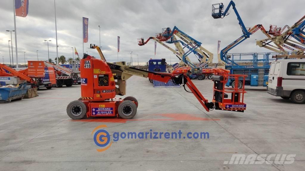 JLG E 300 AJP Kuukulkijat