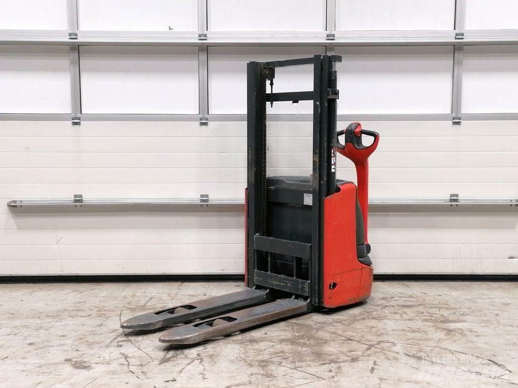 Linde L10B Käyden ajettavat pinoamistrukit