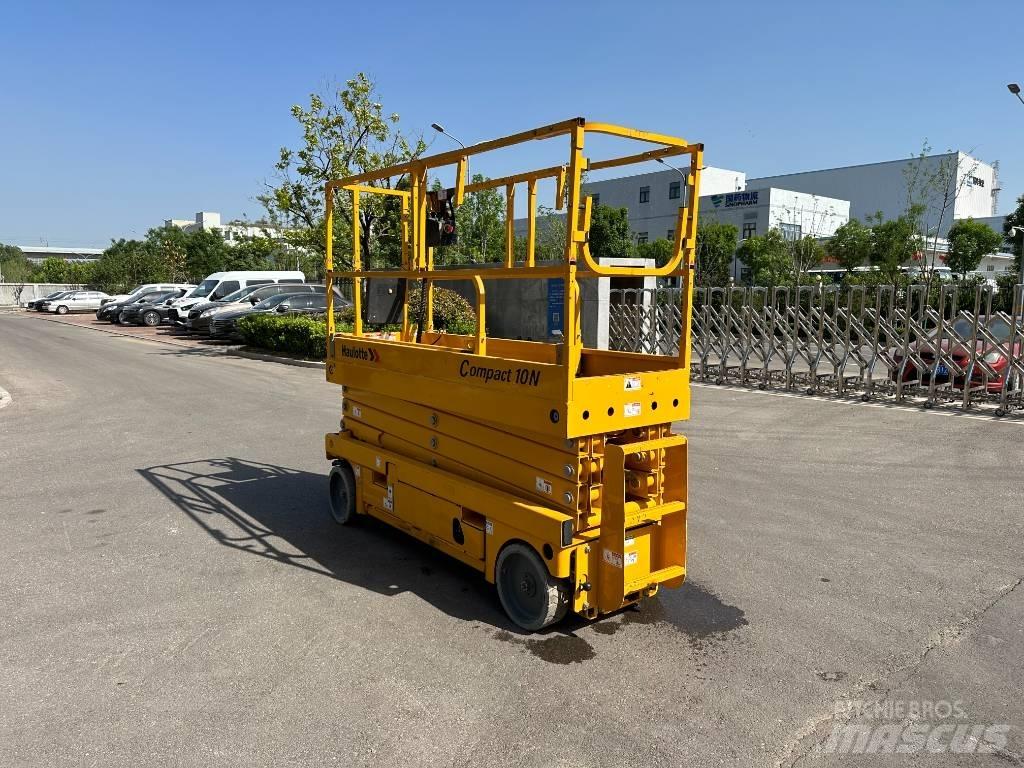 Haulotte COMPACT 10N Saksilavat