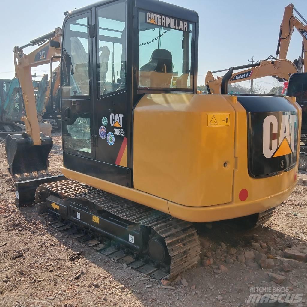 CAT 306E Midikaivukoneet 7t - 12t