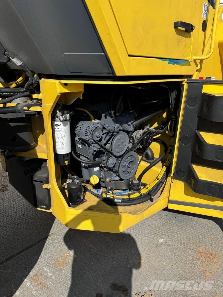 Bomag BW 202 AD-4 Tandemjyrät
