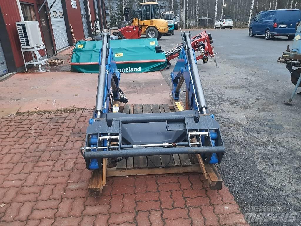 New Holland 675 LA Etukuormaimet ja kaivuulaitteet
