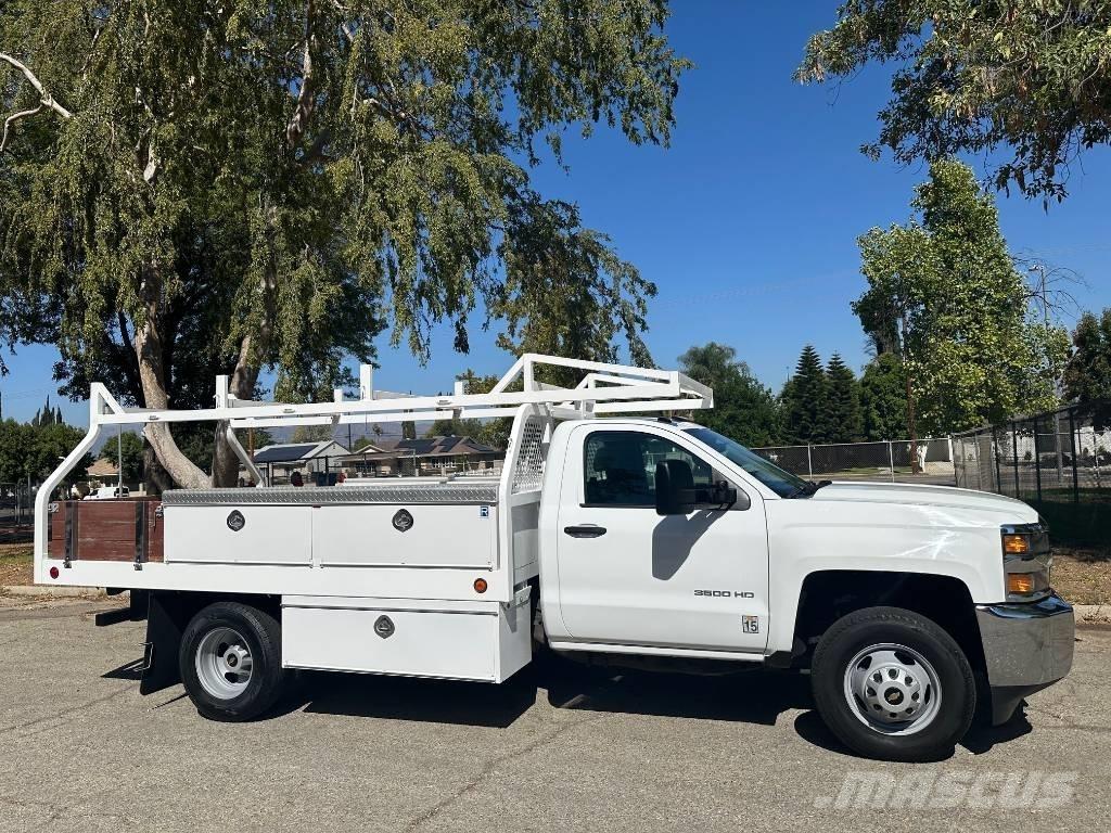 Chevrolet 3500 HD Lava-autot