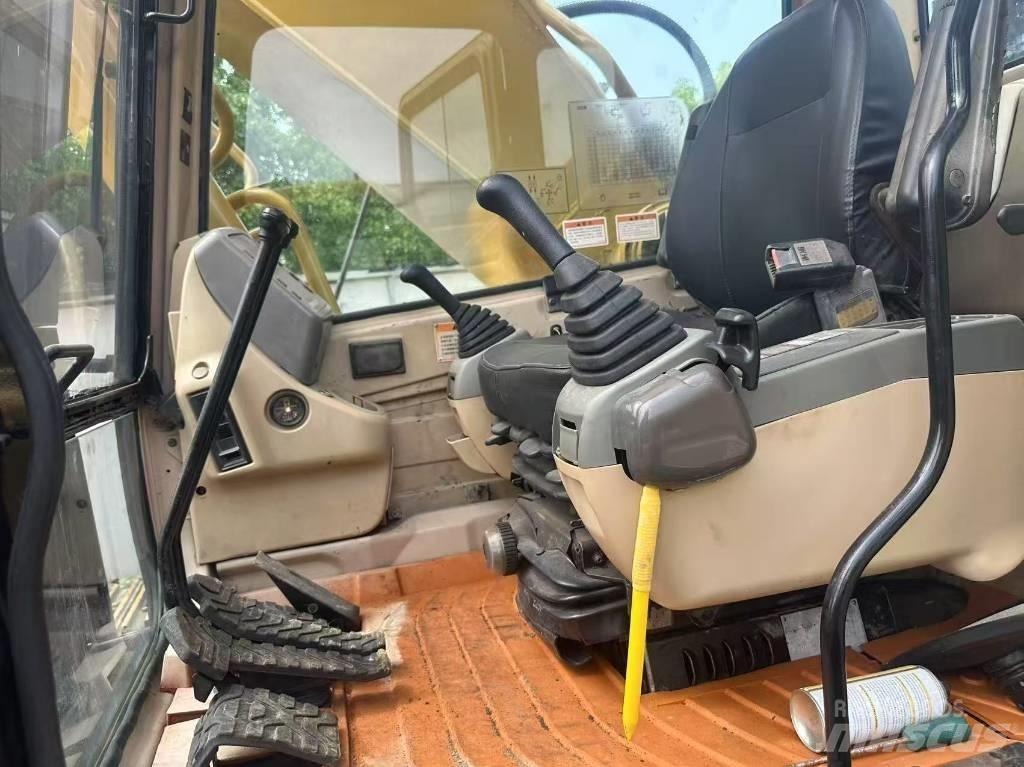 CAT 330 B L Telakaivukoneet