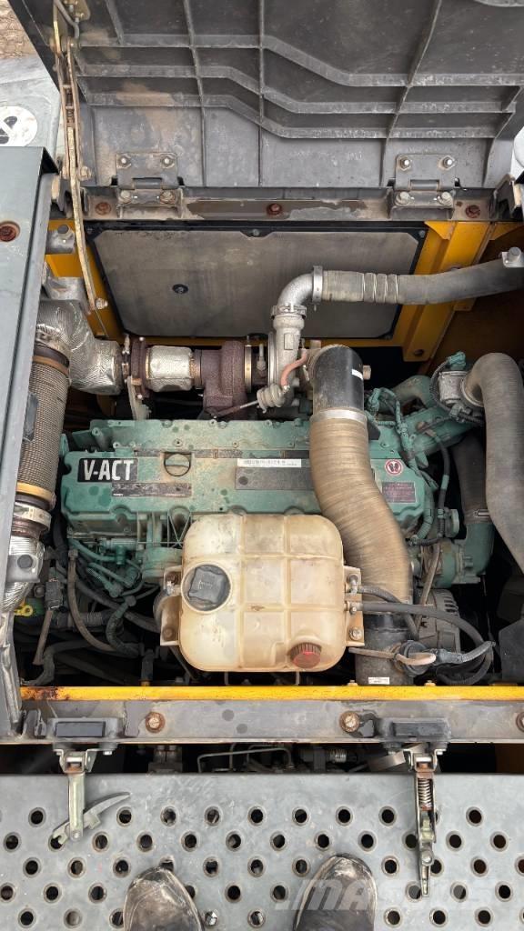 Volvo EC 250 EL Telakaivukoneet