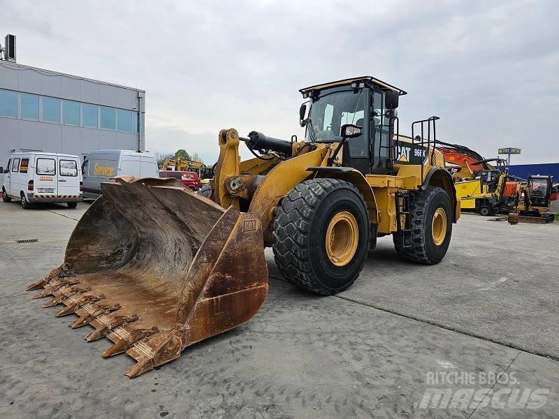 CAT 966K Pyöräkuormaajat