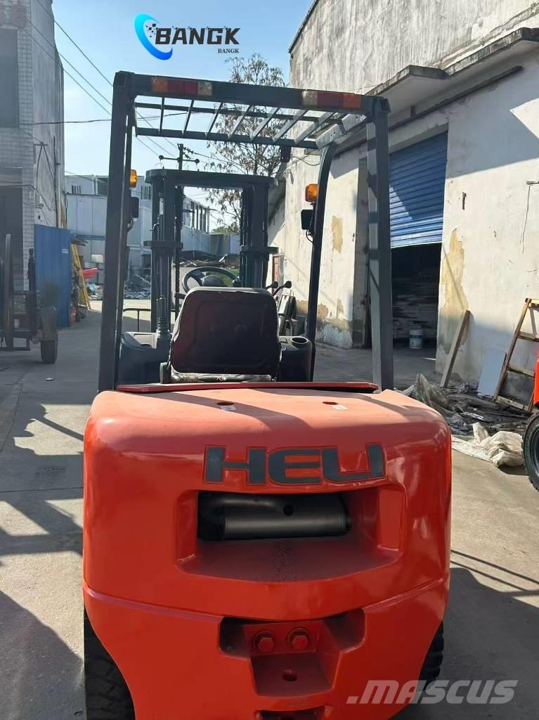 Heli CPCD 35 Dieseltrukit