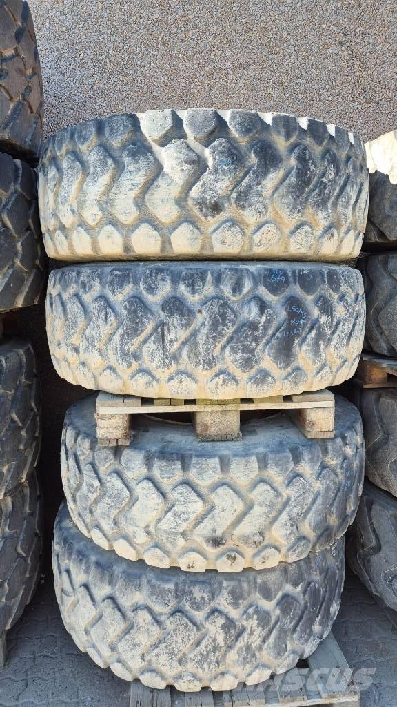 Michelin 17.5R25 Renkaat ja vanteet