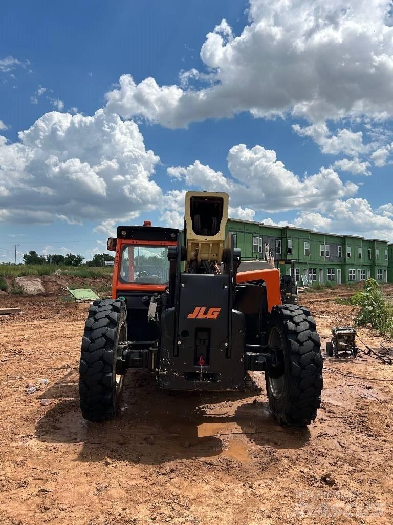 JLG Telehandler Kurottajat