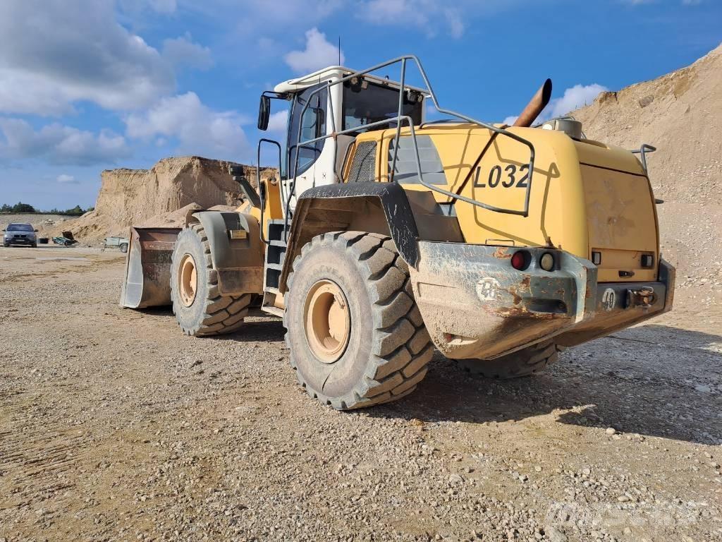 Liebherr L 580 Pyöräkuormaajat