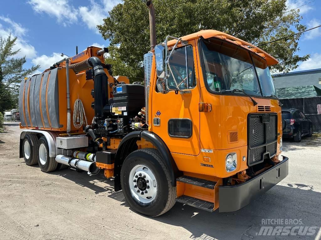 Autocar WX64 Paine-/imuautot