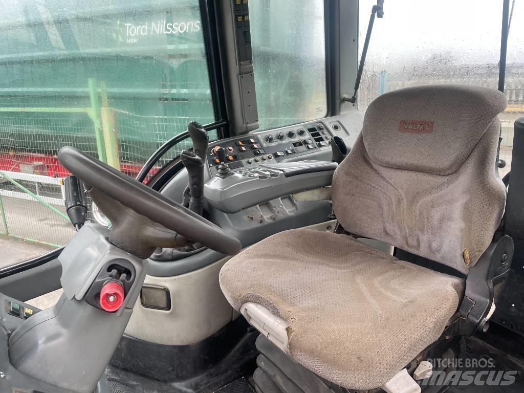 Valtra T 190 Traktorit