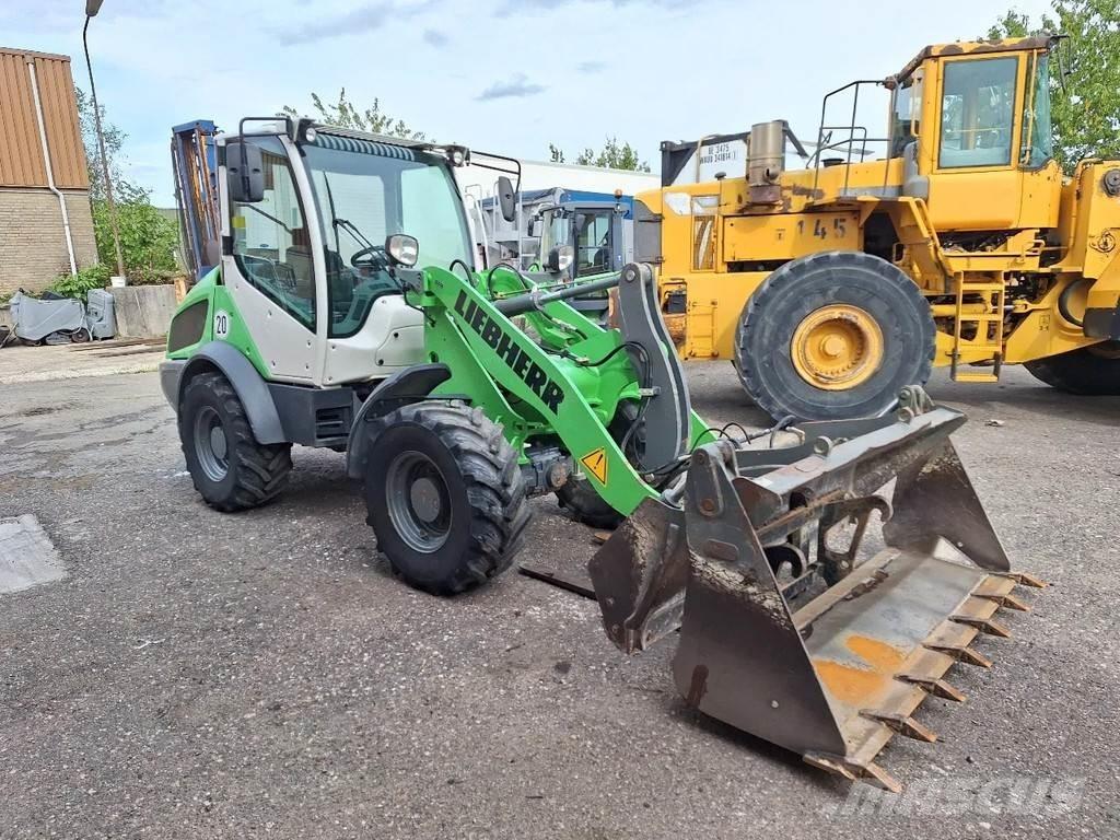 Liebherr L506C Pienkuormaajat