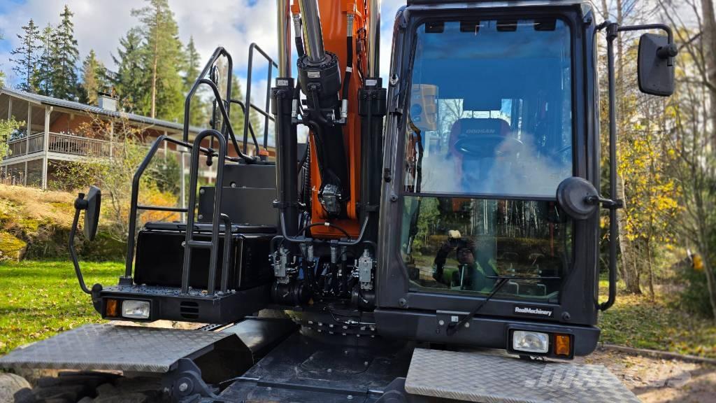 Doosan DX 170 W Pyöräkaivukoneet