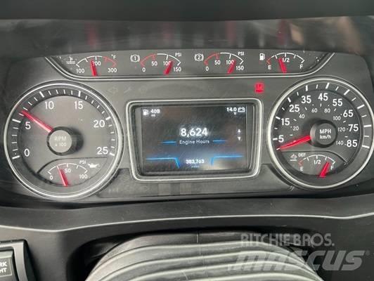 International LT 625 Vetopöytäautot