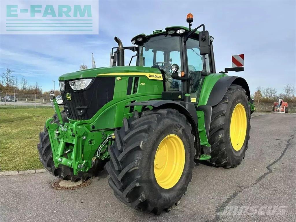 John Deere 6m 240 Traktorit