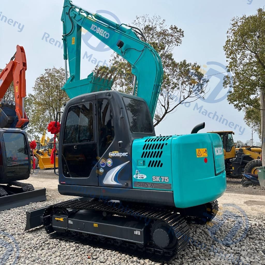 Kobelco SK75 Telakaivukoneet