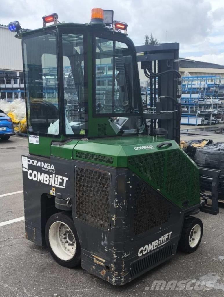 Combilift CB 2500 Nelitietrukit