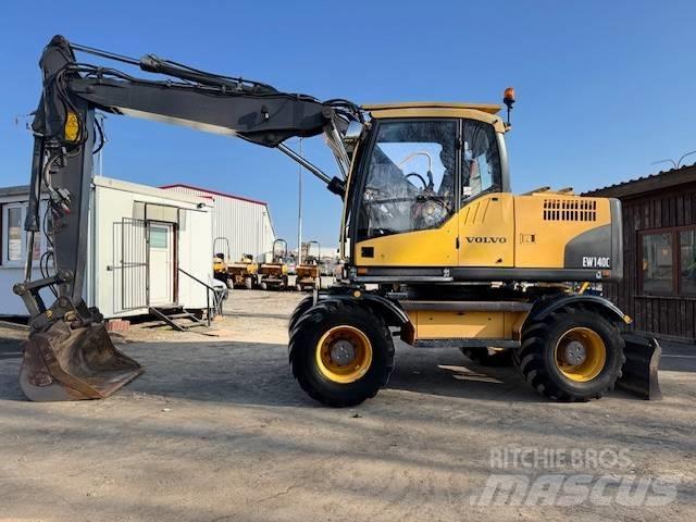 Volvo EW 140 C Pyöräkaivukoneet
