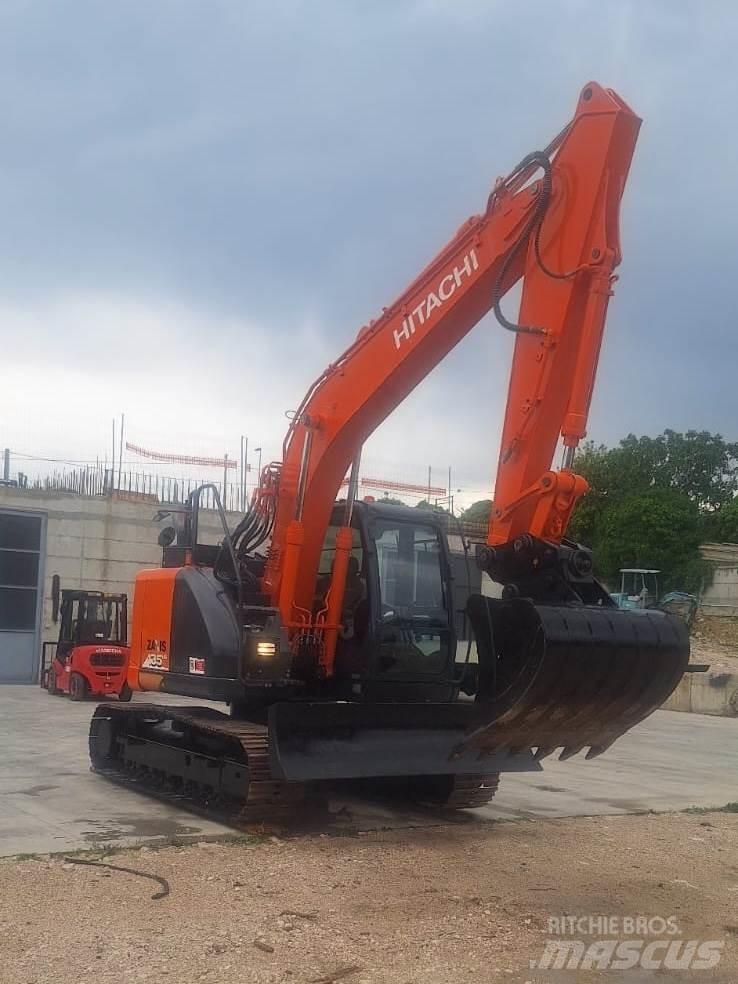 Hitachi ZX135US-6 Erikoiskaivinkoneet
