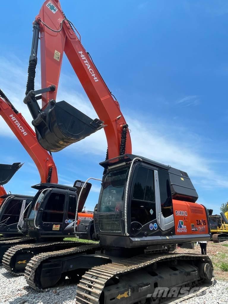 Hitachi ZX 240 Telakaivukoneet