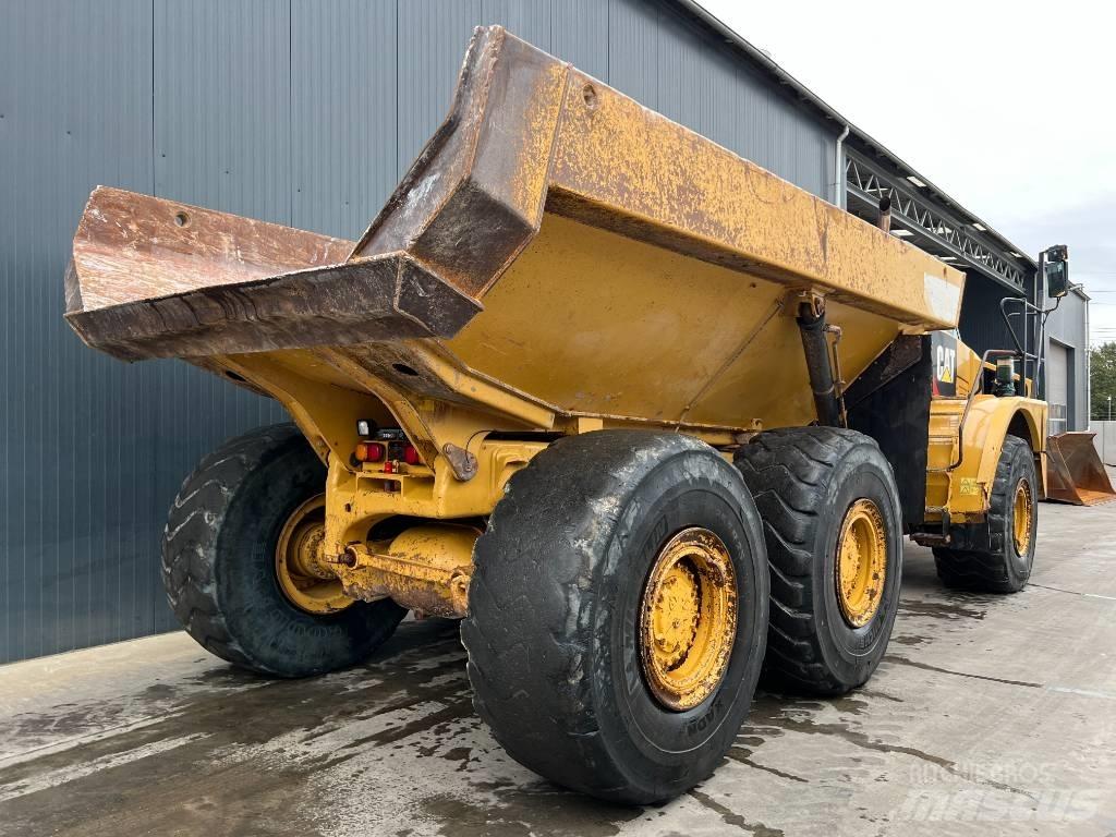 CAT 735B Dumpperit