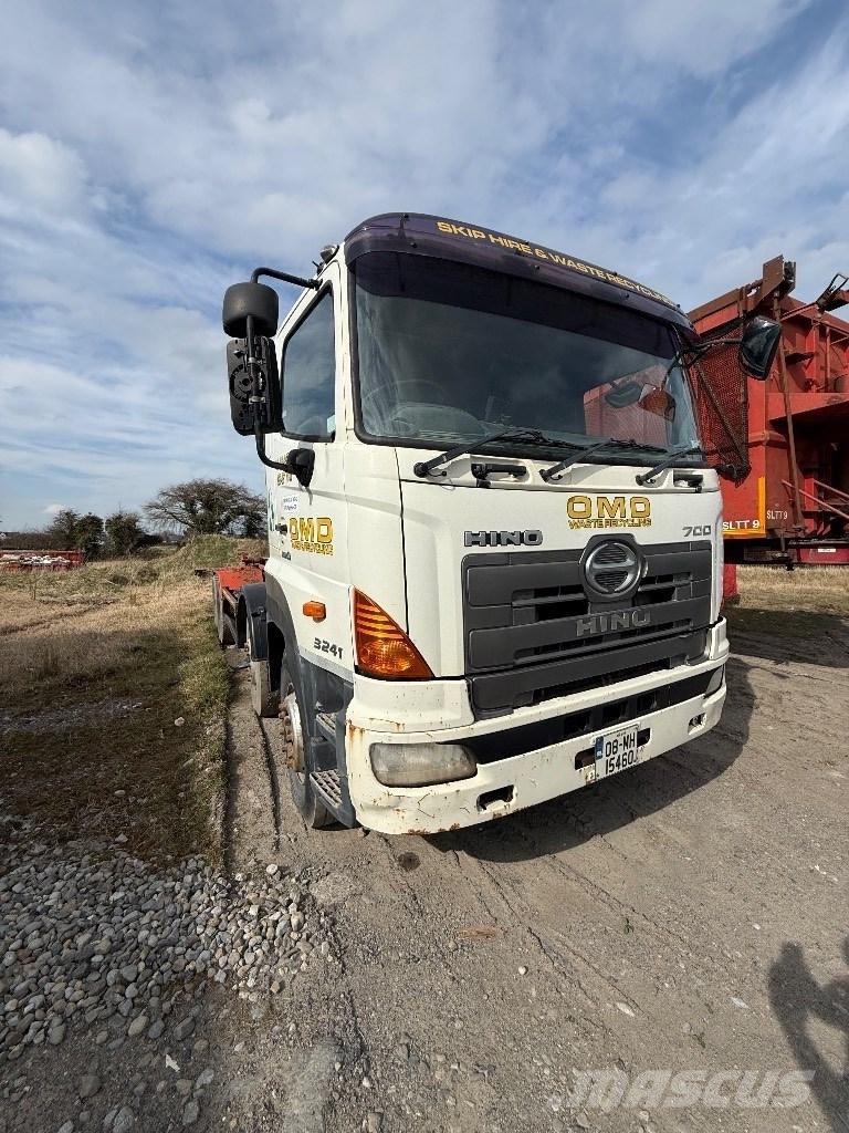 Hino 700 Koukkulava kuorma-autot