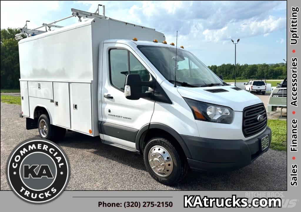 Ford Transit 350 Lava-autot