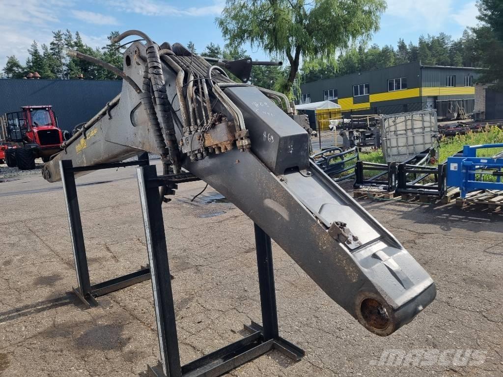 Ponsse C44+ Main boom Harvesterinosturit