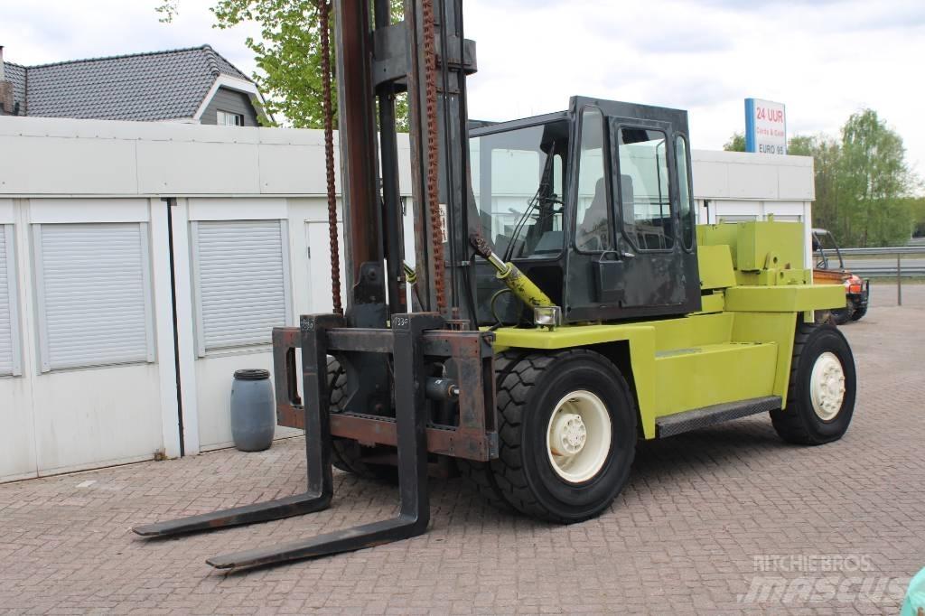 Clark DPL 136 Dieseltrukit