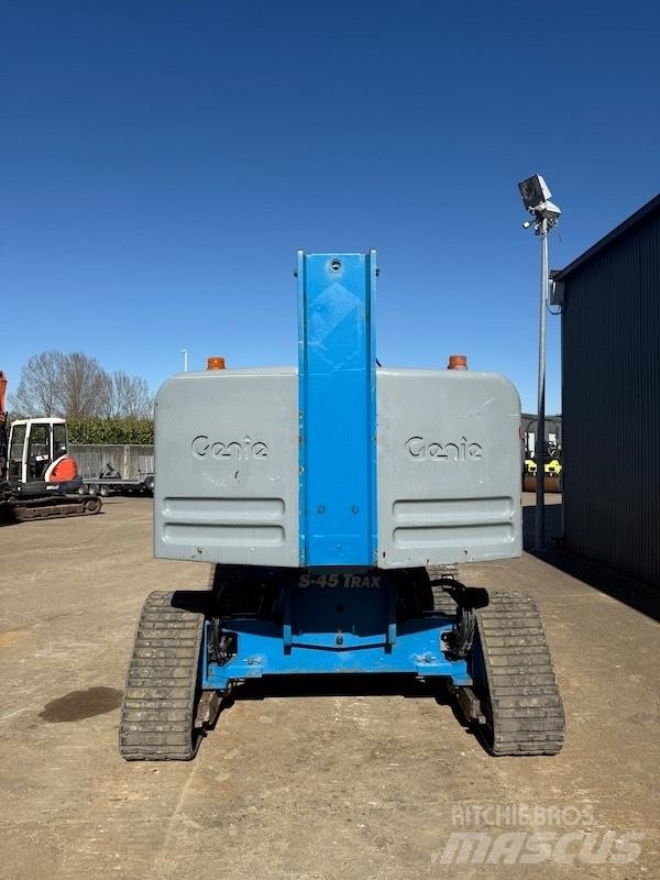 Genie S 45 Trax Teleskooppipuominostimet