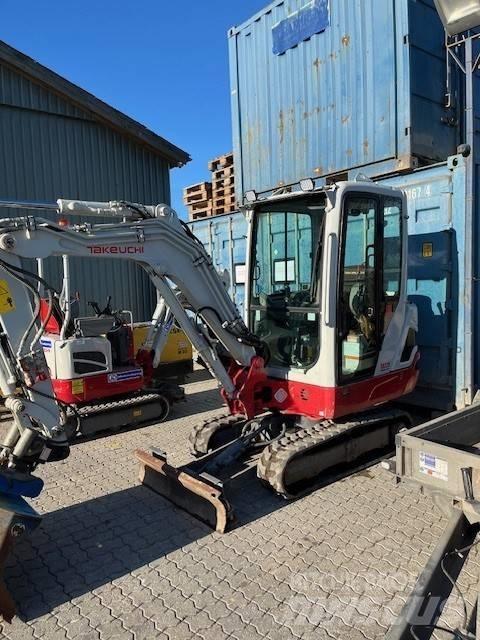 Takeuchi TB 225 Minikaivukoneet < 7t