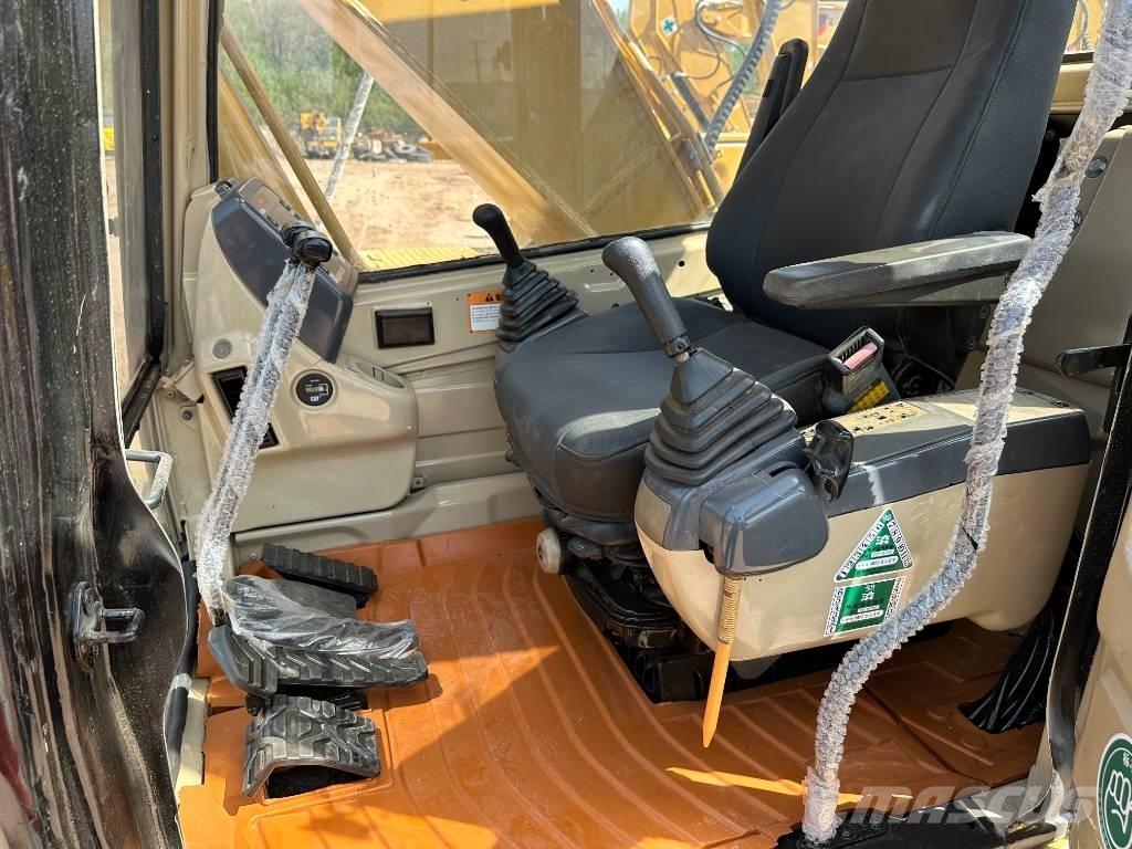 CAT 320 B L Telakaivukoneet