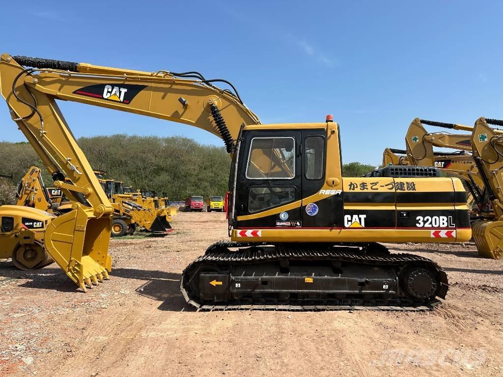 CAT 320 B L Telakaivukoneet