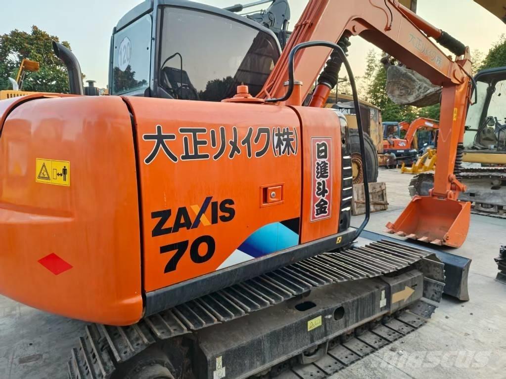 Hitachi ZX 70 Midikaivukoneet 7t - 12t