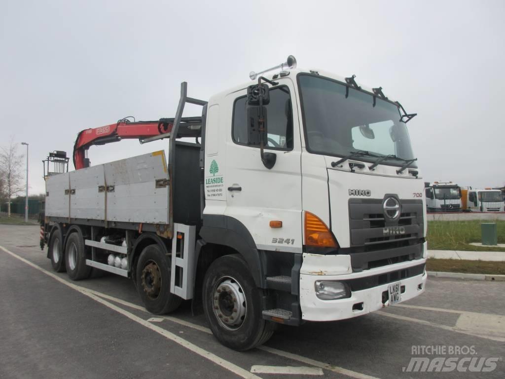 Hino 700 Nosturiautot