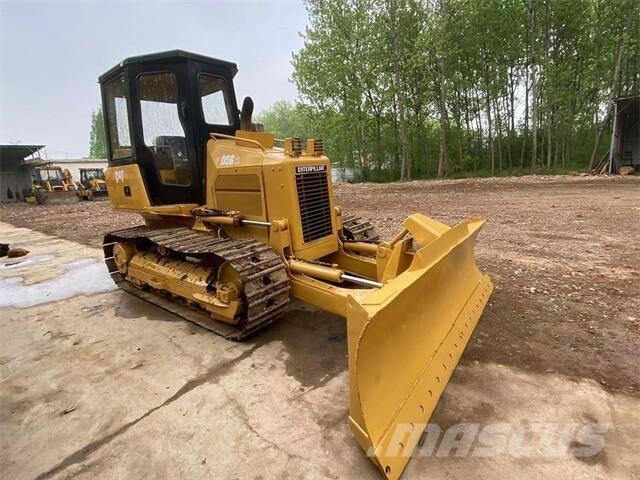 CAT D5G Telaketjupuskutraktorit