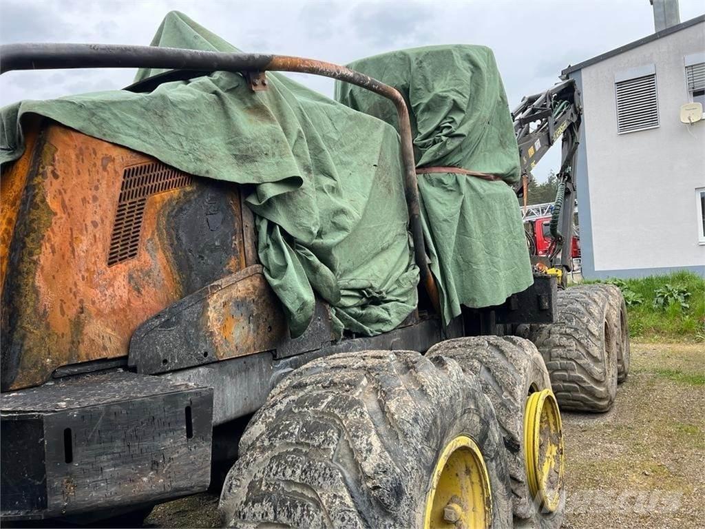 John Deere 1270G Harvesterit