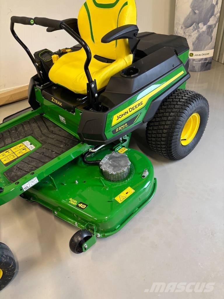 John Deere Z370R Päältäajettavat ruohonleikkurit