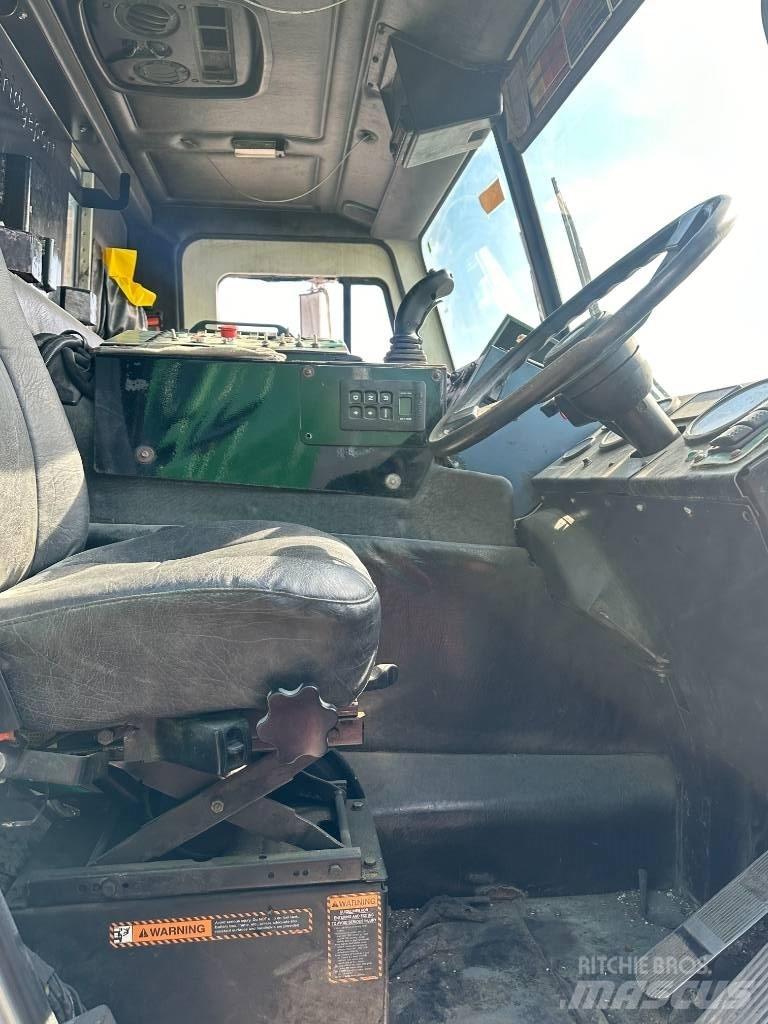 Mack LEU613 Jäteautot