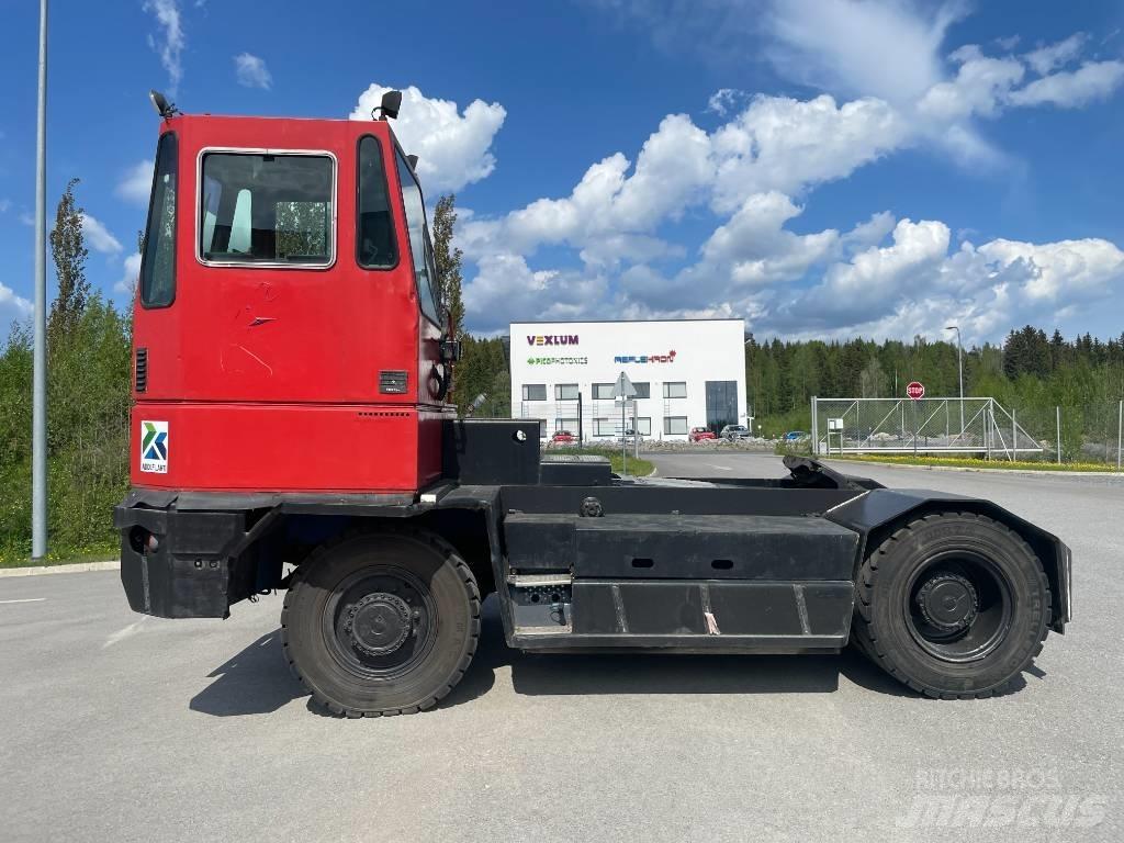 Kalmar TRX252 Terminaalitraktorit