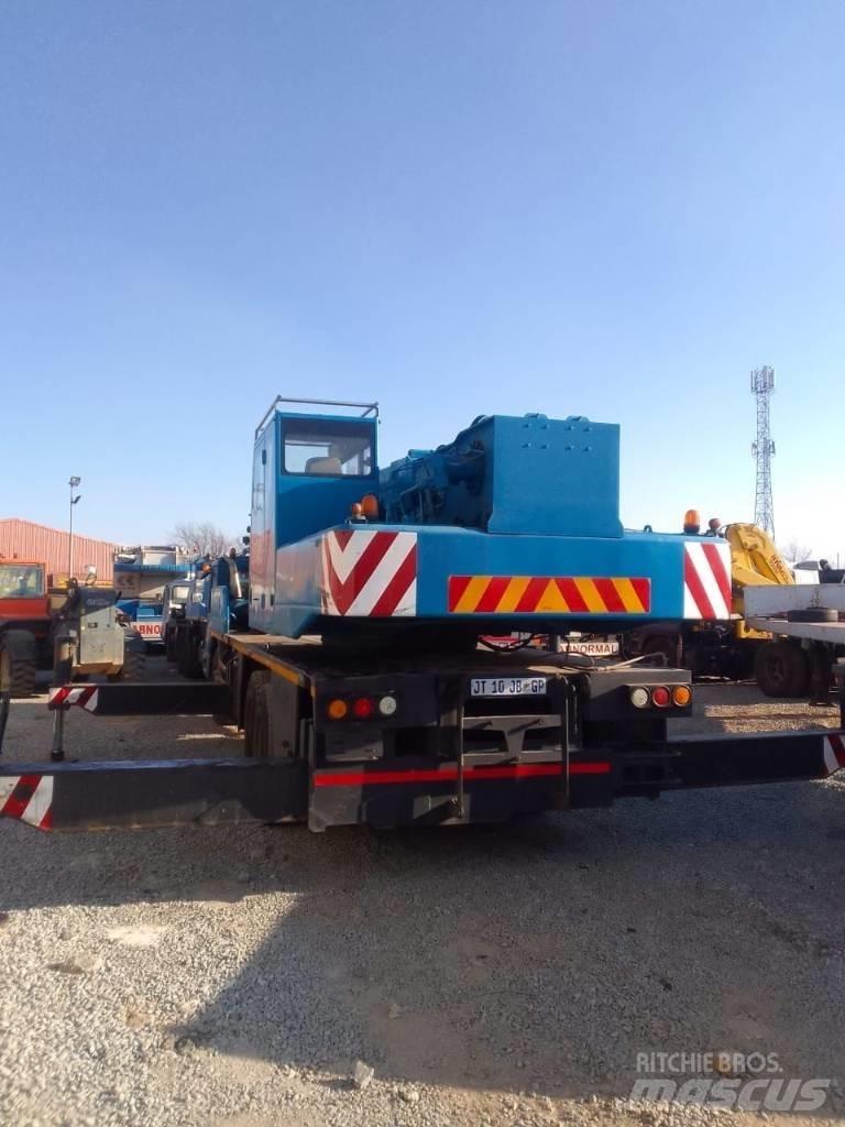 Sany QY25C Mobiilinosturit